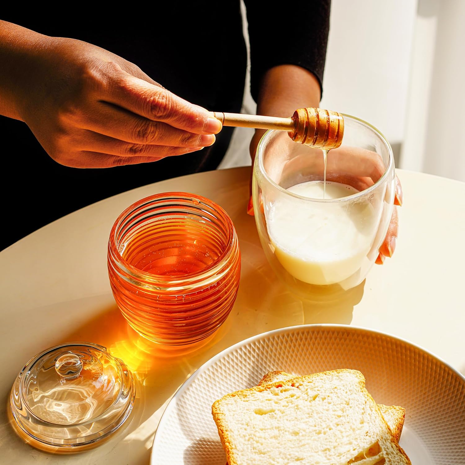 kanpura Glass Honey Dispenser Honey Jar with Dipper Clear Crystal Honey Pot for Christmas Home Kitchen Decoration Storage Honey Syrup Easy Clean 9oz – Bild 5